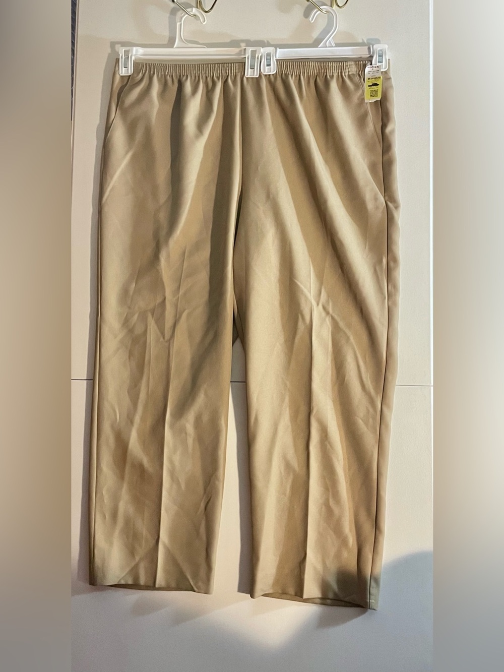 NWT Alfred Dunner Woman Khaki Elastic Waist Pull On Slacks Pants Plus Size 22W